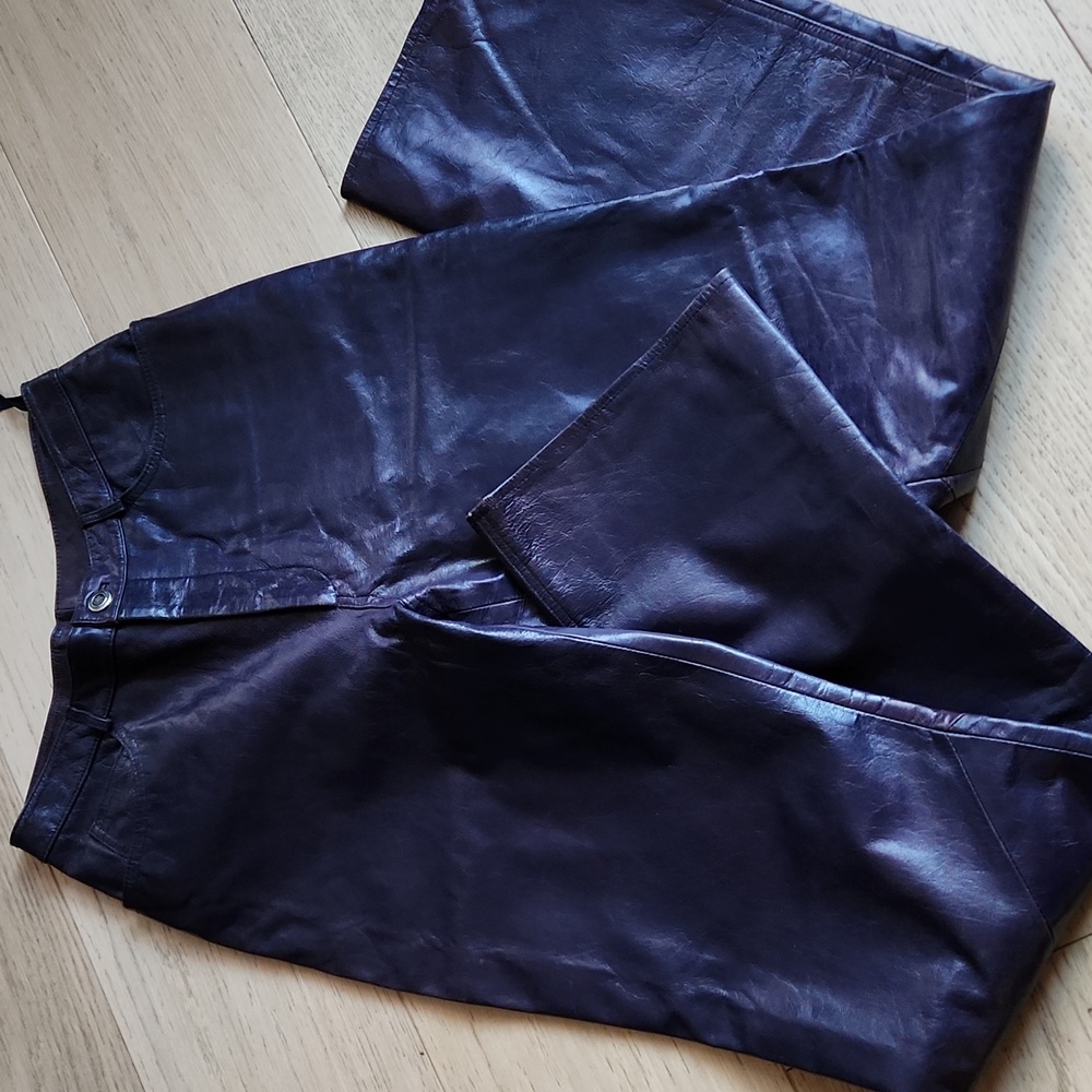Vintage Elements by Vakko Leather Pants in Aubergine - Picture 3 of 15
